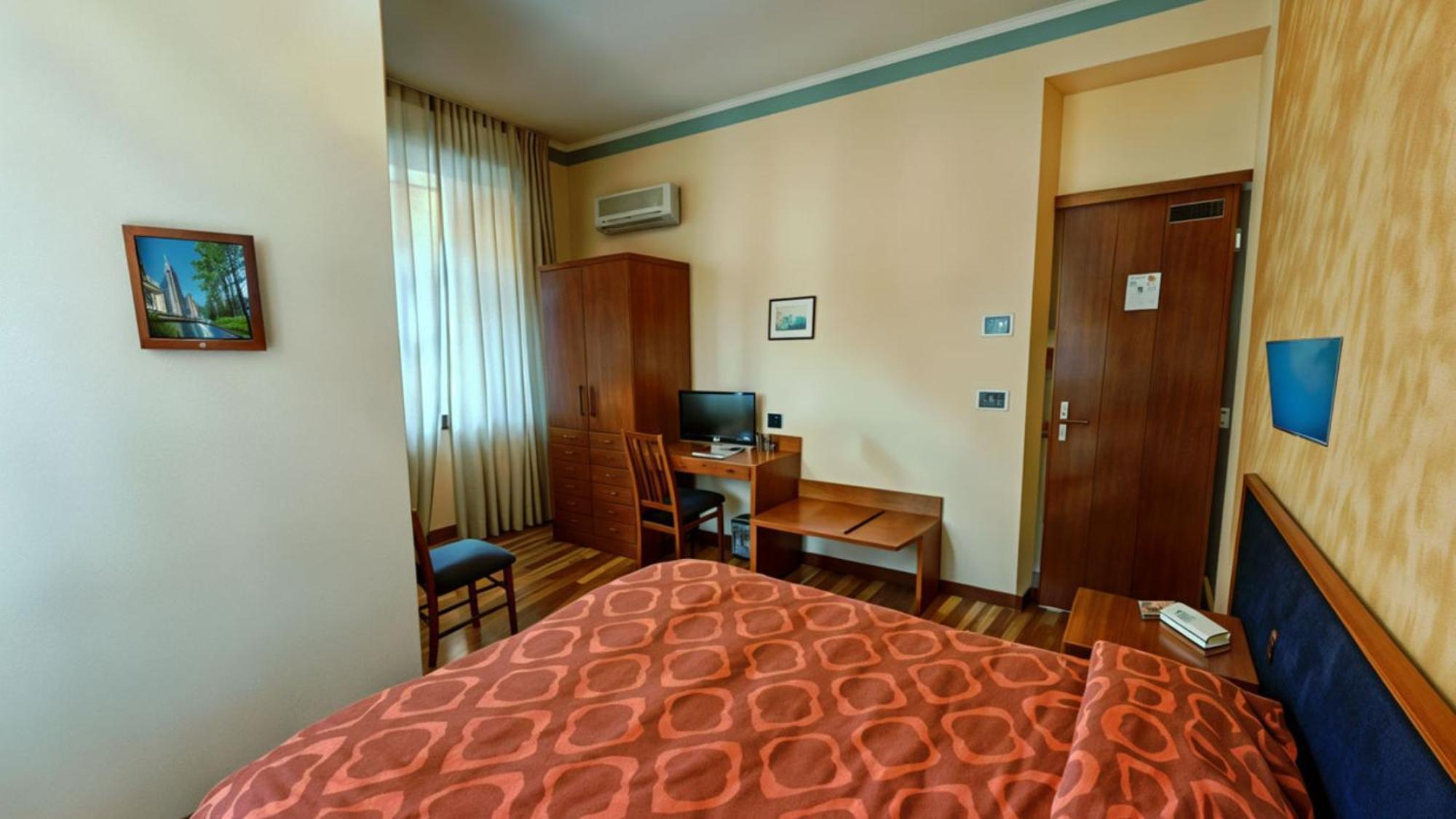 Hotel Nazionale Болсена Екстериор снимка
