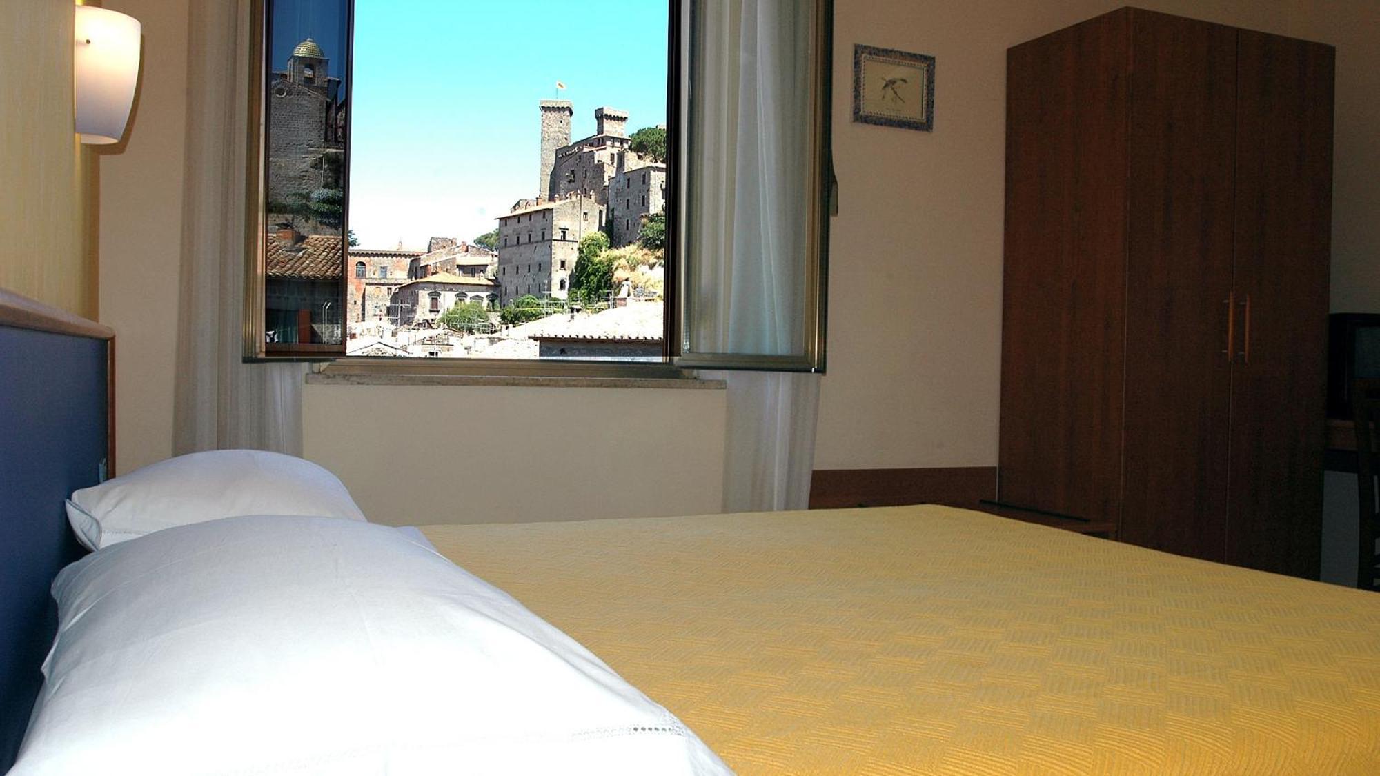 Hotel Nazionale Болсена Екстериор снимка